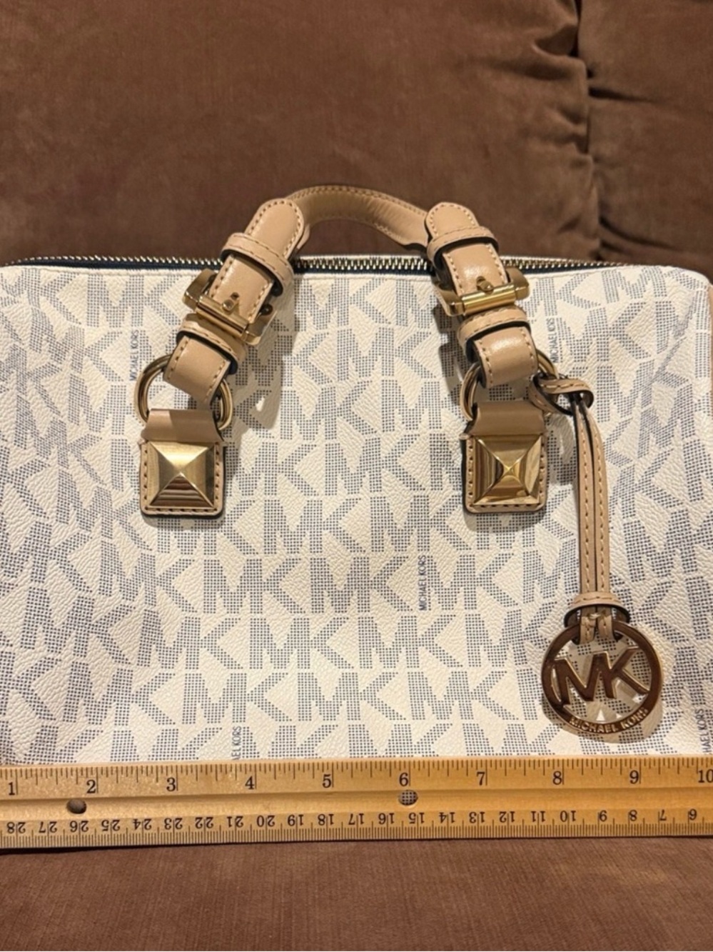 Michael Kors Signature MK Satchel in Beige and Gold - Picture 10 of 11